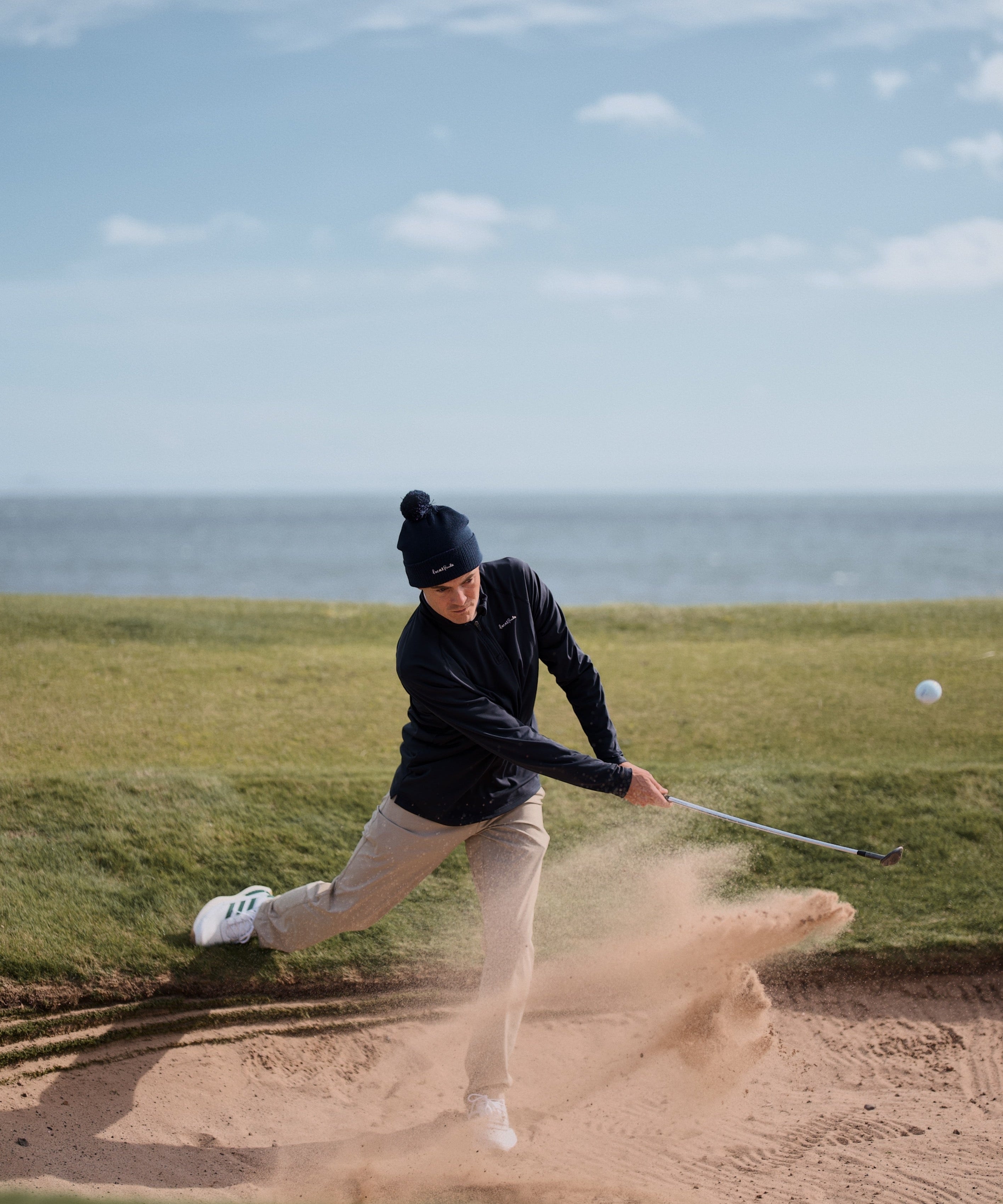 Lightweight golf pants